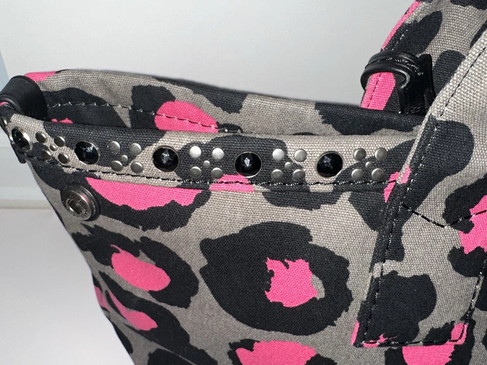 Bolso de Mano Marc Jacobs Walk on the Wild Side Rosa Gris Negro Estampado de Animales Lona Foto 4 de 4