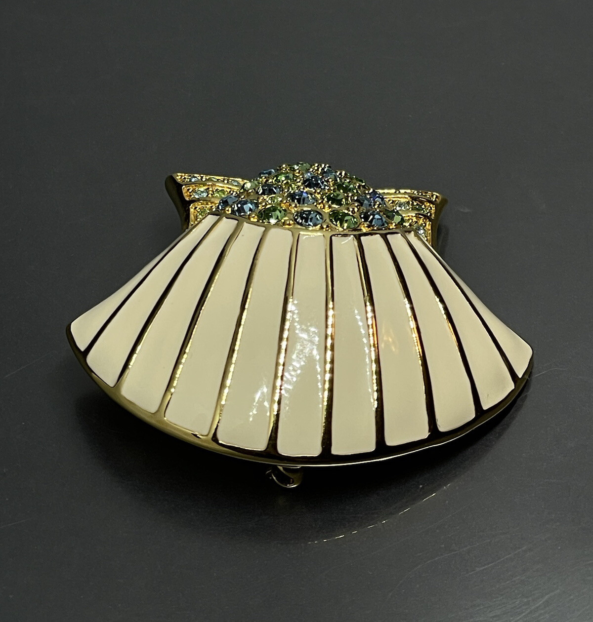 Vtg KJL Kenneth Jay Lane Shell Brooch White Ename… - image 3