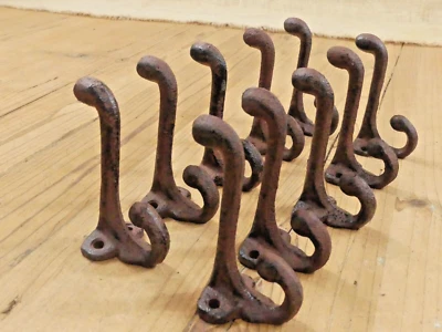 MIDWEST CRAFT HOUSE 10 RUSTIC COAT HOOKS CAST IRON ACORN 3 1/4" LONG HOOK HAT WALL VINTAGE LOOKING
