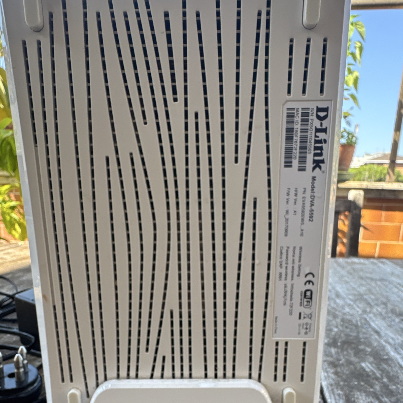 D-Link DVA-5592 Modem Router VDSL Wi‑Fi Dual Band VoIP Gigabit 4 LAN Bianco