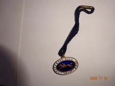 RAREST 1970'S  LEICESTER  1979 CLUB MEMBERS HORSE RACING BADGE