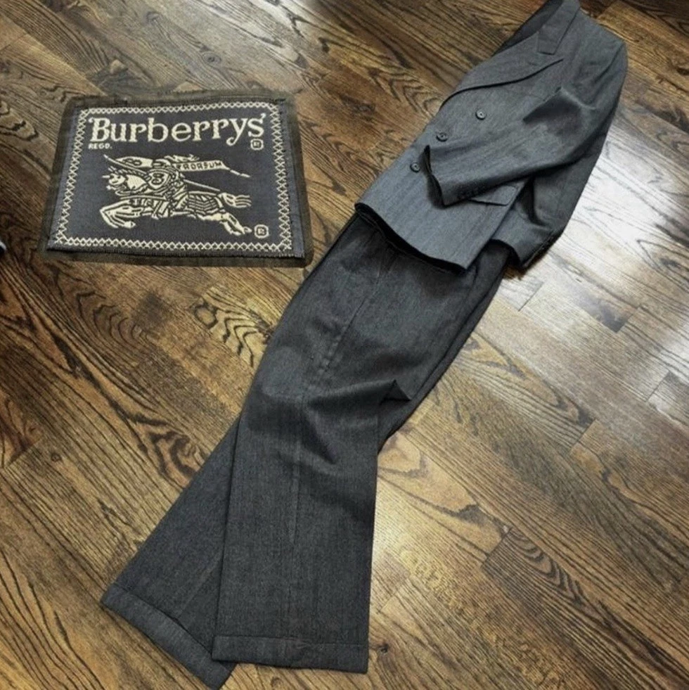 Burberry Double-Breasted Regular Size Suits & Blazers for Men for