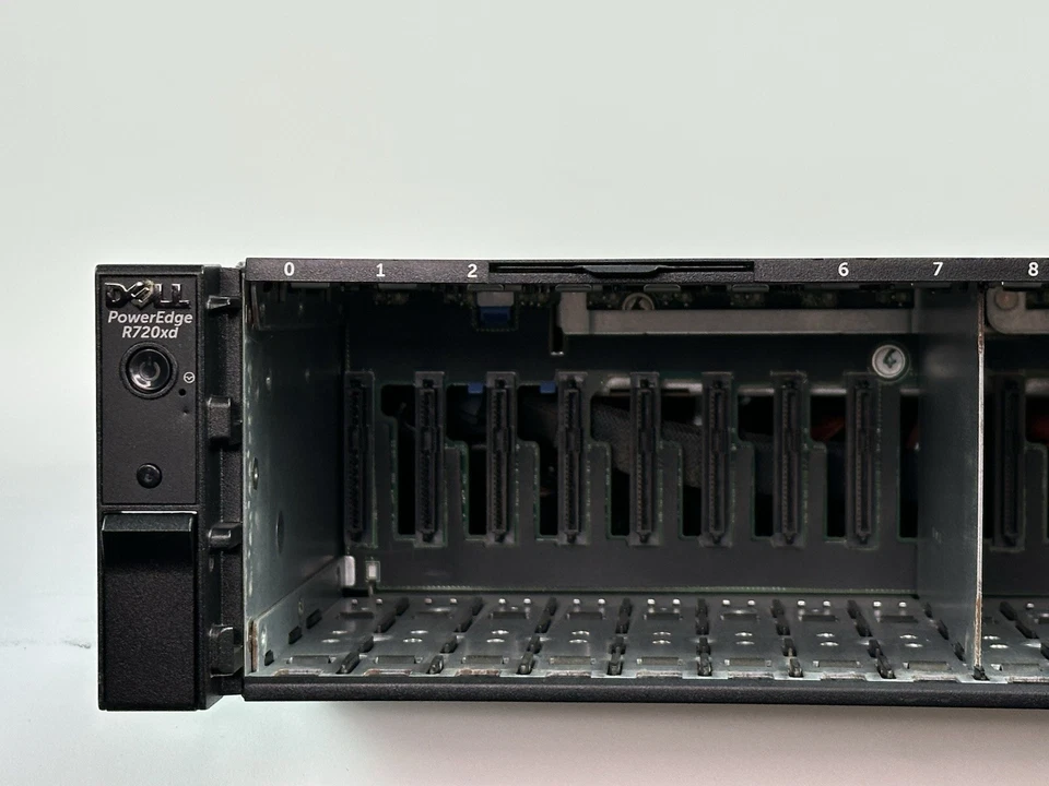 Dell R720xd 26x SFF 2x Intel Xeon E5-2640 32GB No HDD PERC H710 750W PSU SAS 24x - Image 3 of 4