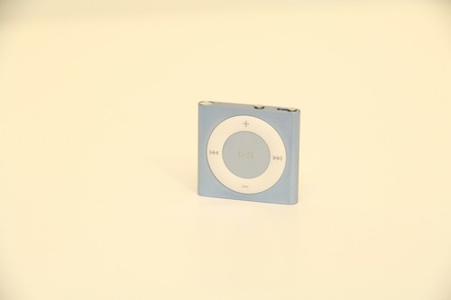 Apple iPod Shuffle A1373 4th Generation Mini Music MP3 Audio Player Blue - Picture 3 of 8