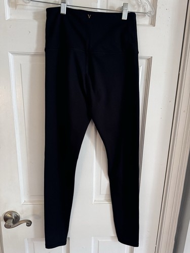 Victoria's Secret Women’s Sz 6 Studio Soft Leggings Pocket Black Gold Logo - Picture 2 of 7