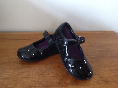 clarks size 7 school shoes
