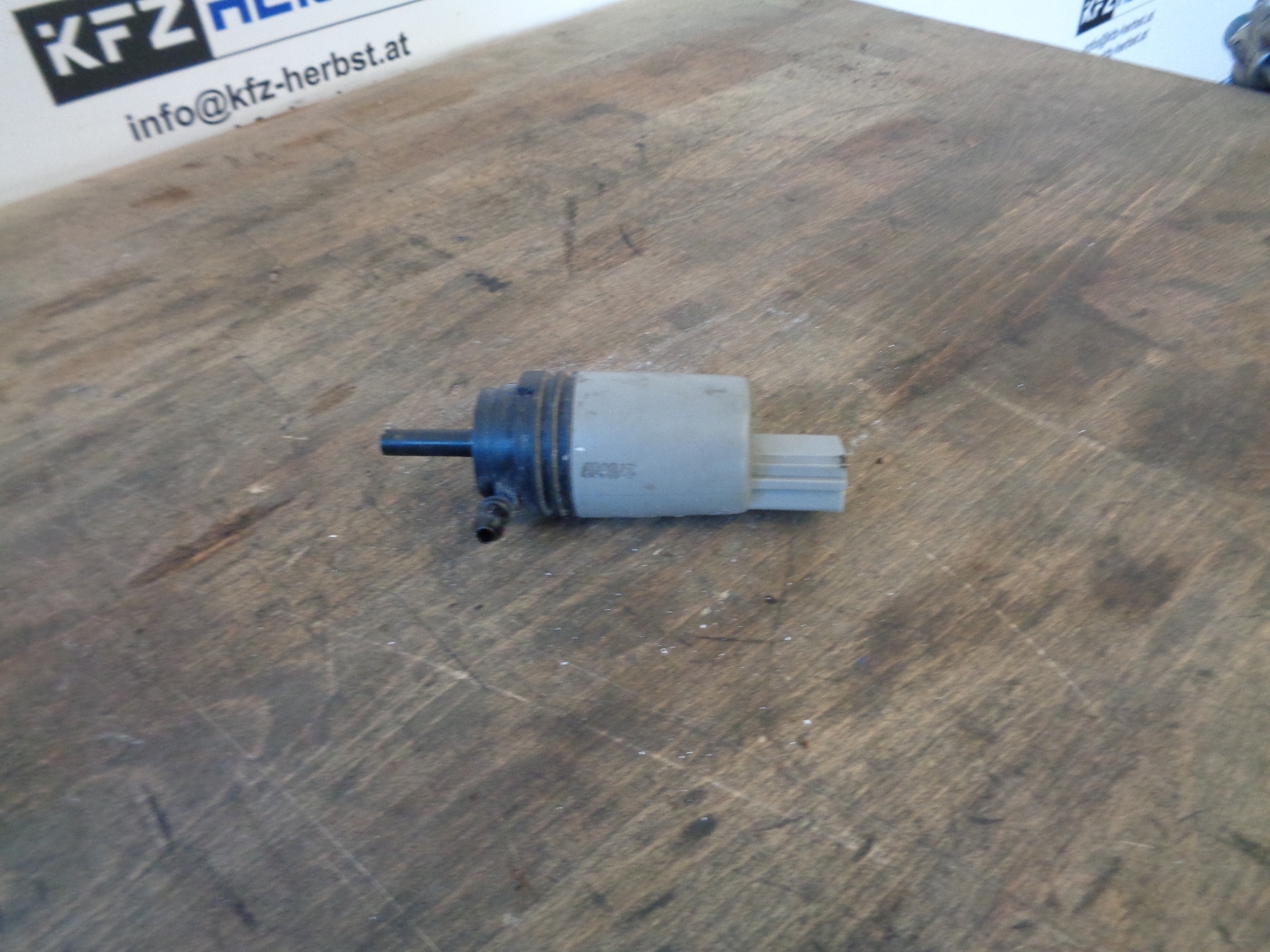 windscreen washer pump BMW 3 E90 67126934159 320d 120kW 204D4 M47T2