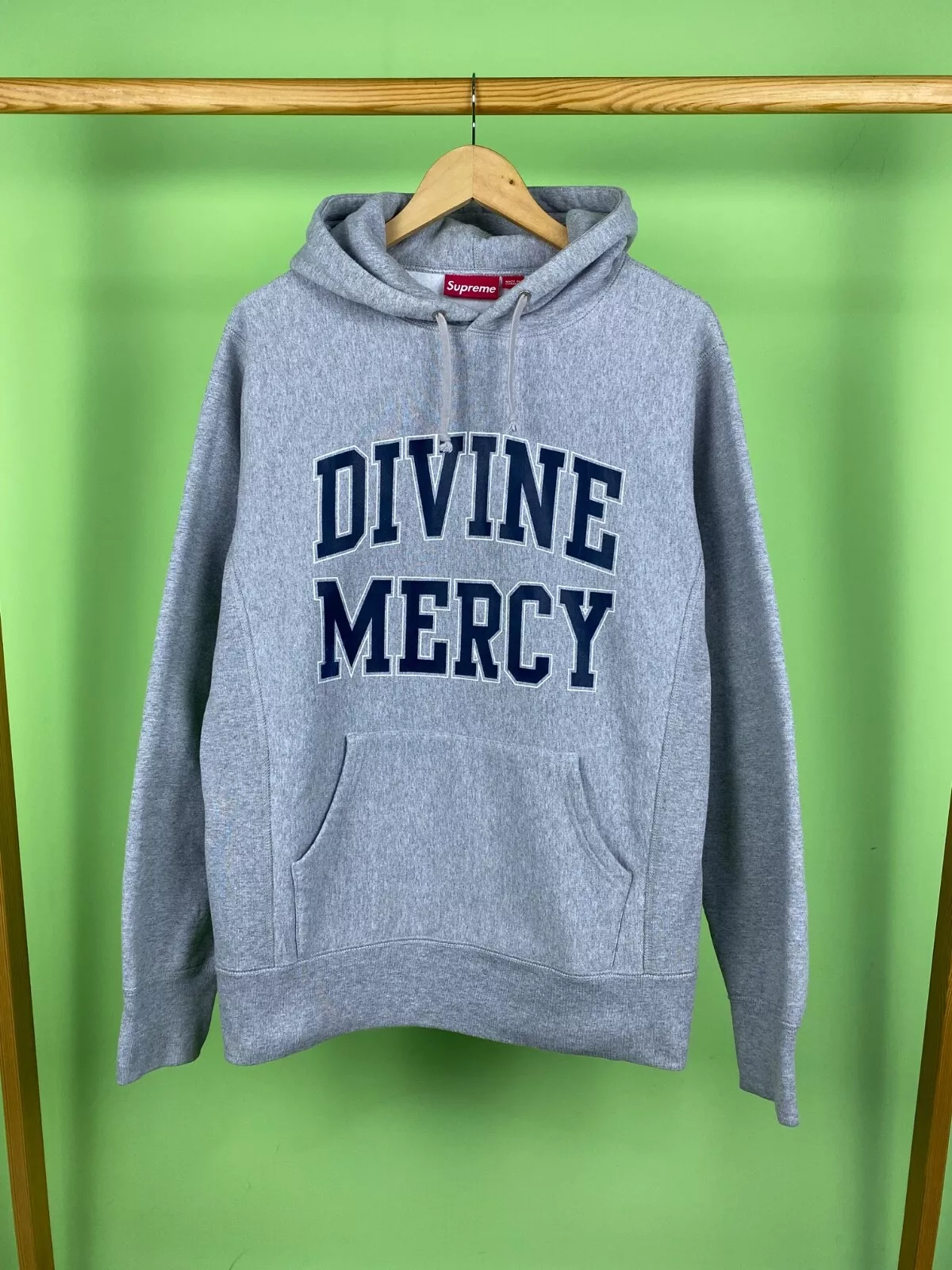 Sweat à capuche gris Supreme Divine Mercy vintage 2009 taille M