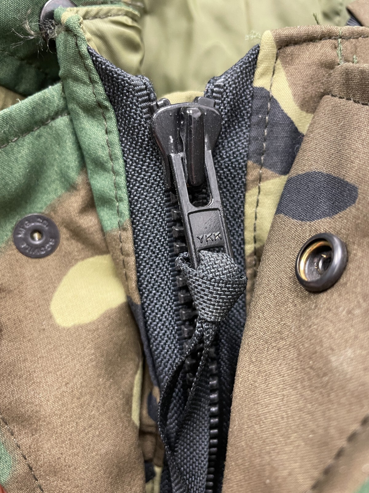 US MILITARY ECWCS GORE TEX COLD WEATHER WOODLAND CAMO PARKA SMALL