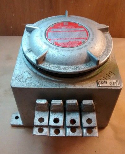 Centro de carga interruptor de circuito de alimentación de alumbre Killark 4GCBB-15Q1 cuatro 15A 1 polo br - Imagen 3 de 12