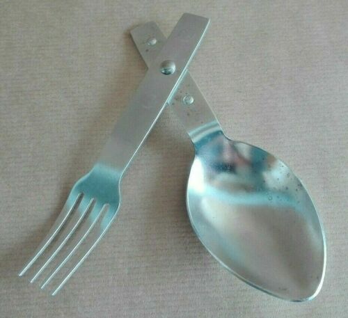GERMAN WWII FOLDING EATING SET 1942 FORK / SPOON, ALUMINIUM, GÖFFEL - REPRO! - Picture 1 of 9