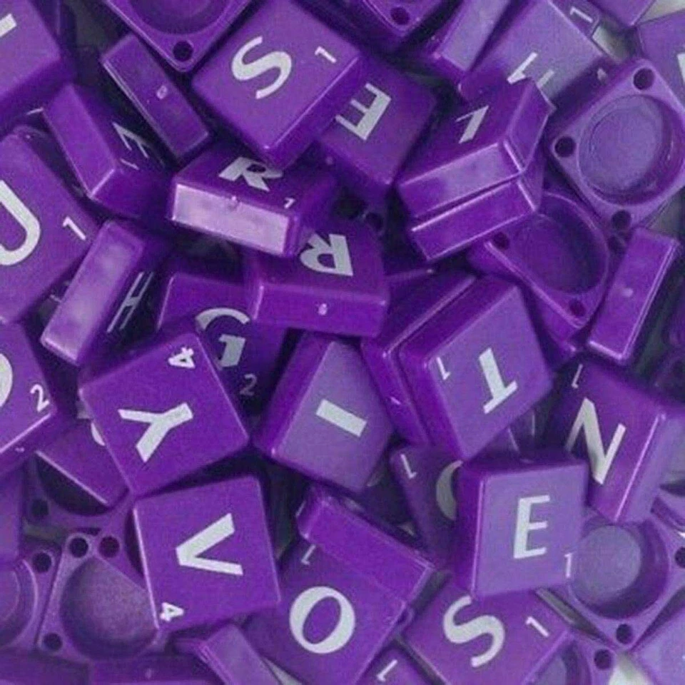 100 PLASTIC SCRABBLE TILES IVORY BLACK LETTERS NUMBERS FOR CRAFTS ALPHABETS PLAY - Image 3 of 4