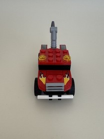 Lego Creator/Racer/Minifigure Lot 5761, 31015, 8301, 8195, 8193 Nearly New