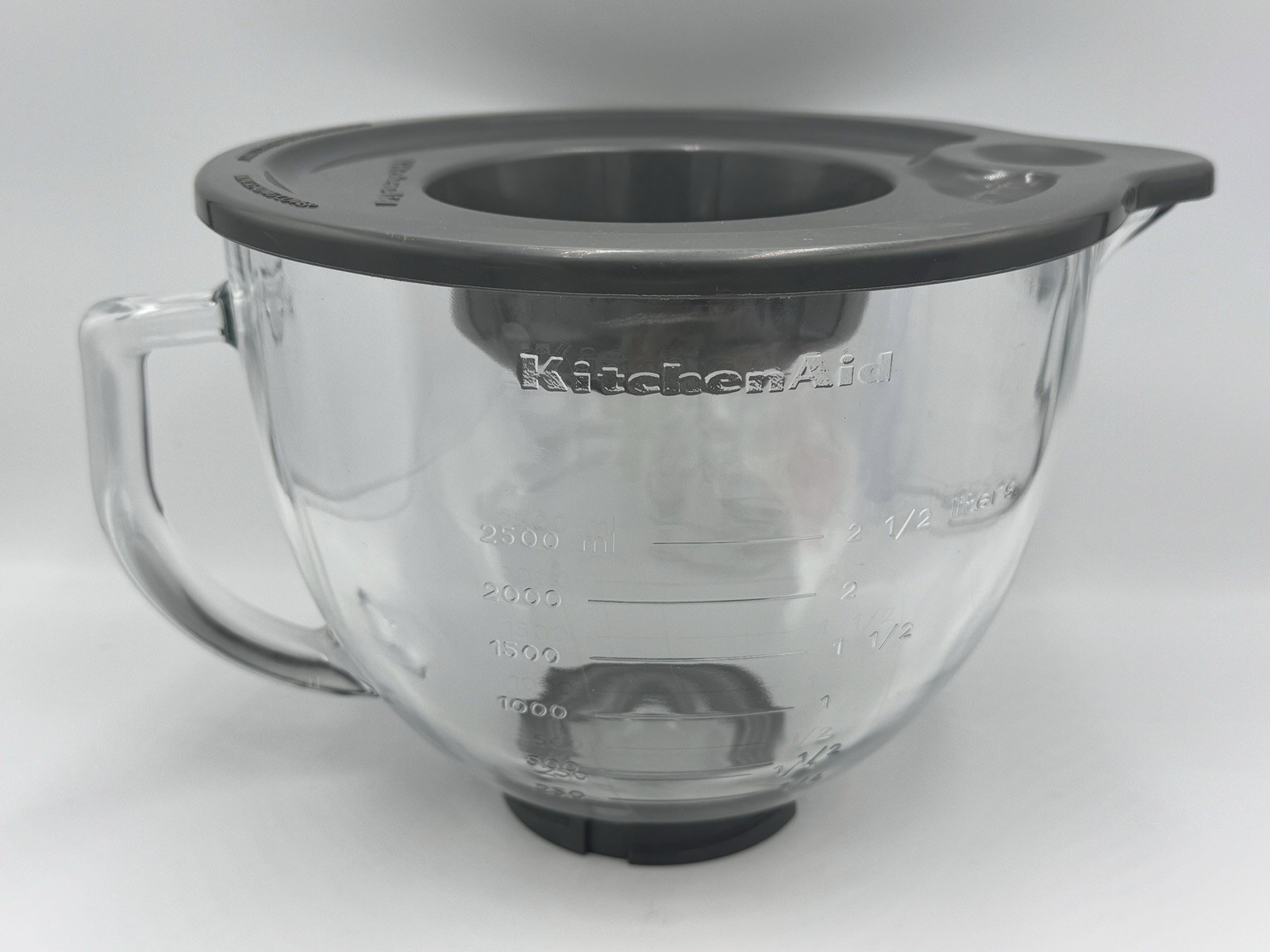 KitchenAid 12-Cup 96Oz Glass Pour Mixing Bowl for Tilt Head Stand Mixer W10220977-image