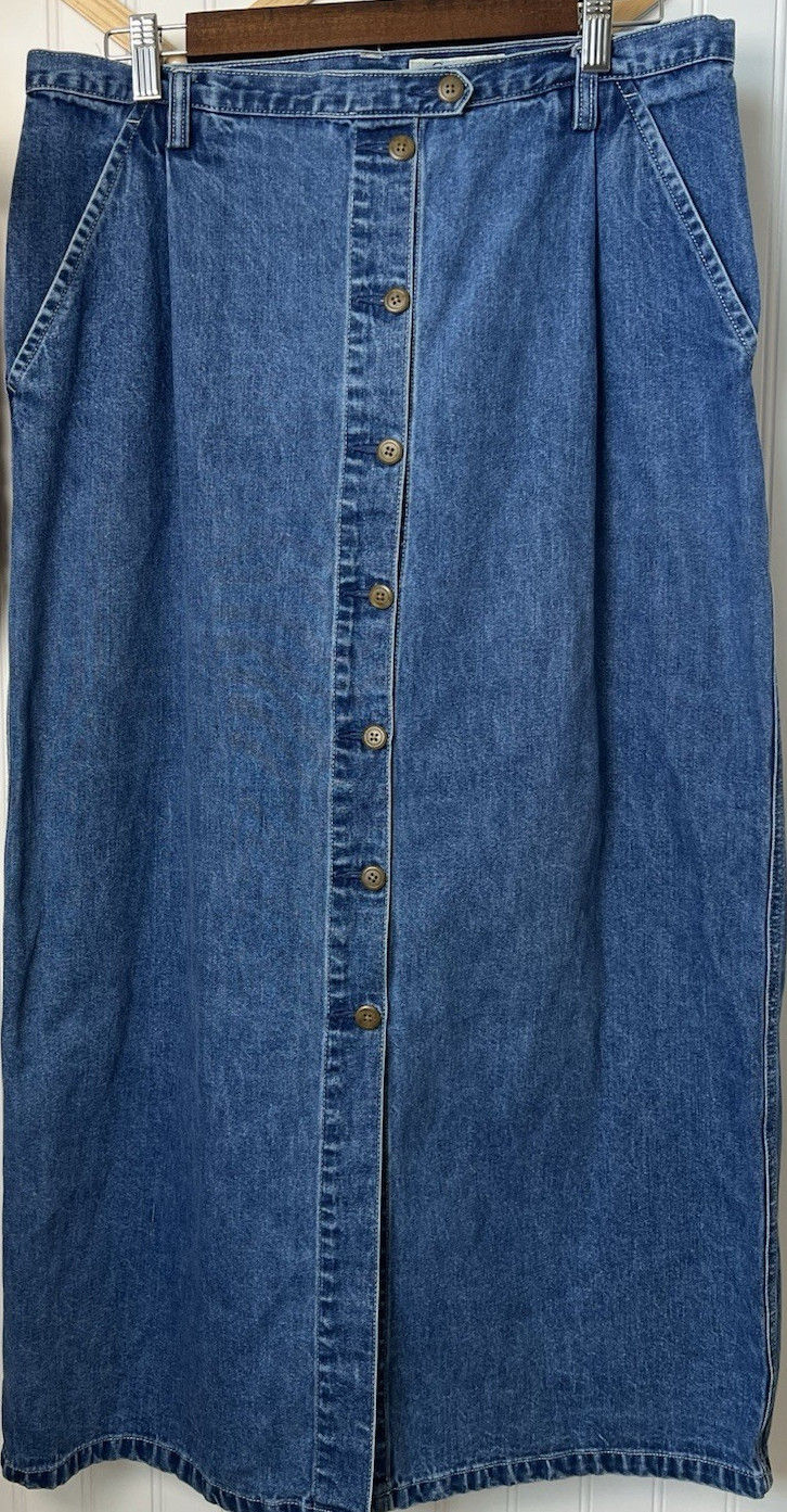 Vintage Eddie Bauer Women’s Large Blue Denim Long Button-Front Skirt Pockets