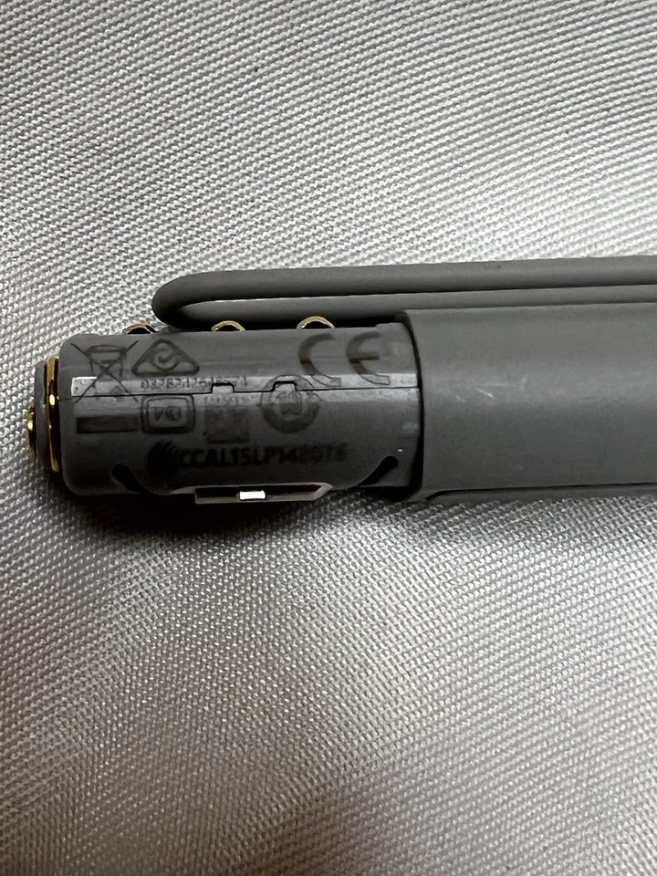 Microsoft Surface Silver Pen Stylet Surface 3 Pro 3 & 4 Stylus 1710 - Image 2 of 3