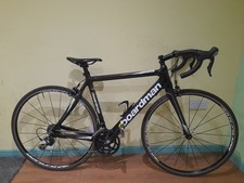 BOARDMAN TEAM C Carbon frame road bike.