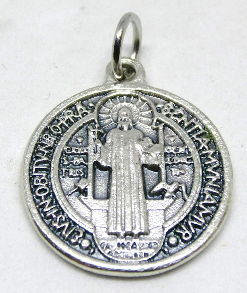 60.048.30 Medaglia Di San Benedetto Argento Da 2 Cm Con Anello Esorcista Esorcis - Immagine 2 di 4