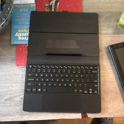 Black Tablet Keyboard Folio Case w/ Built-In Touchpad, Pogo Pin, English QWERTY