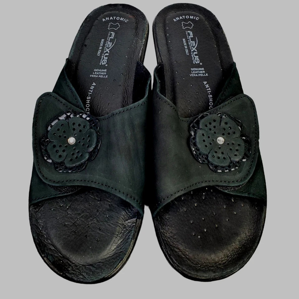 Flexus by Spring Step Fabia Black Slip On Flower Accent Wedge Sandals Sz 40 US 9 - Image 4 of 4