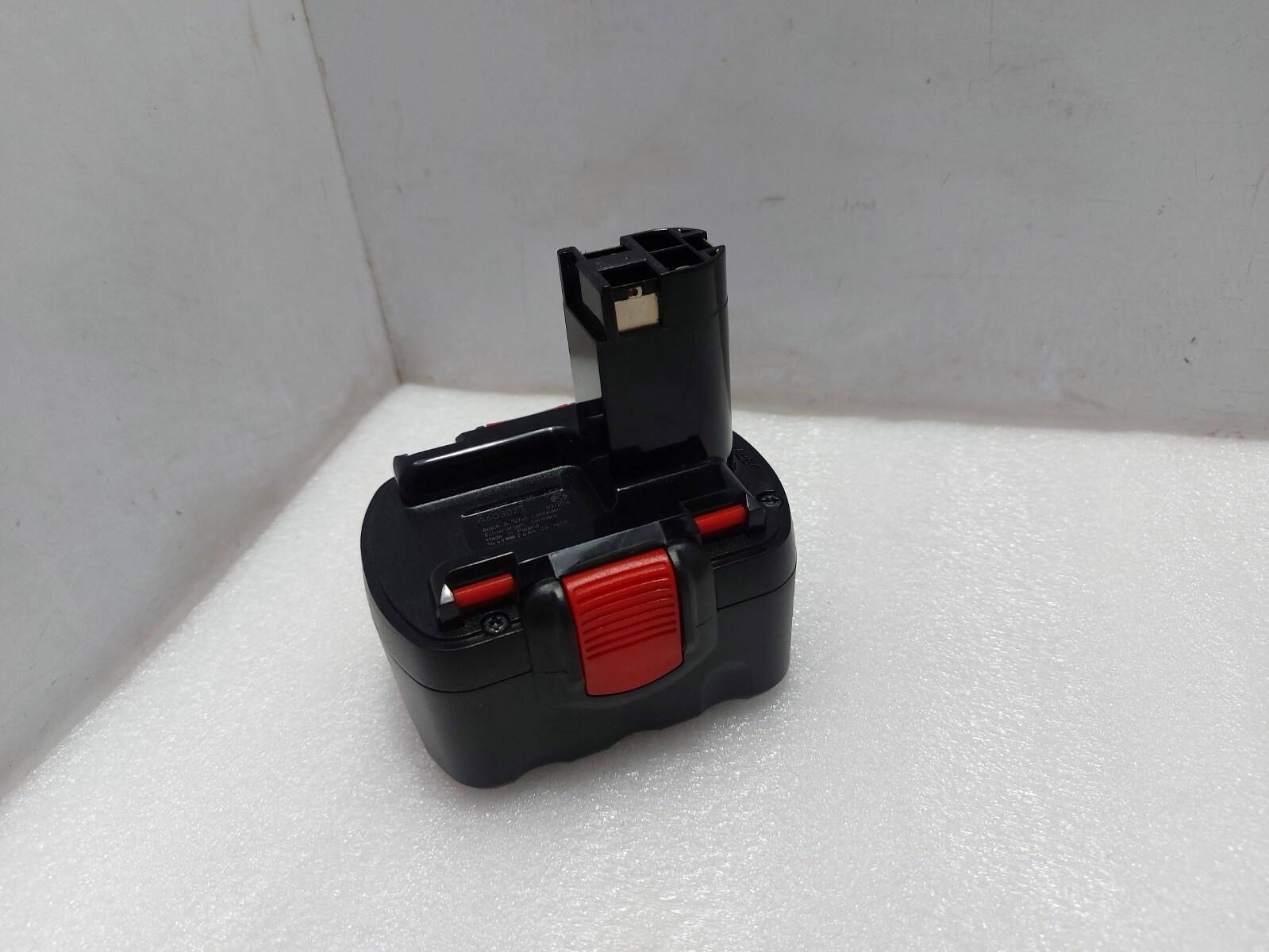Bosch 2607335655 Slide-In Accu 14,4V 2,4Ah | eBay
