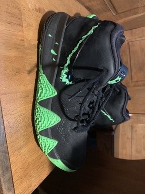 kyrie irving slime shoes