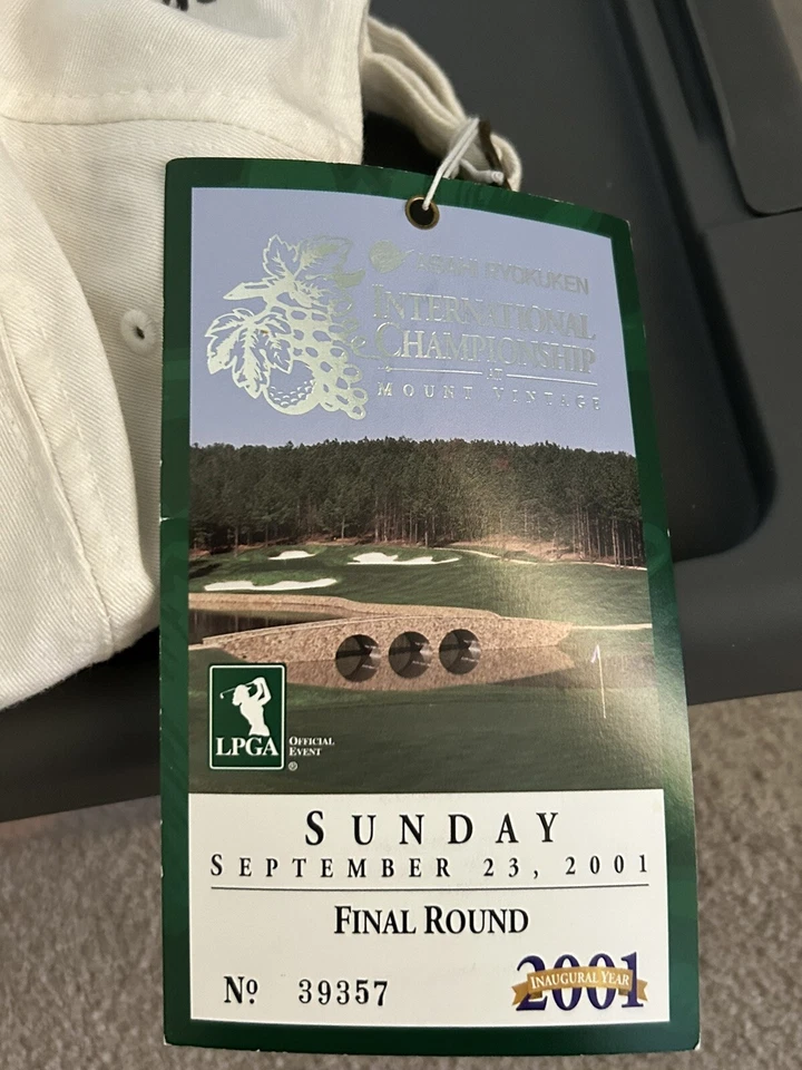 2001 LPGA inaugural Asahi Ryokuken International Championship hat with autograph - Image 2 of 4