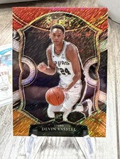 2020-21 Panini Select - Concourse Devin Vassell #71 Red White Orange Shimmer RC