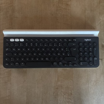 Logitech K780 Multi-Device Wireless Keyboard mit Bluetooth, USB und Nummernblock