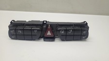 Mercedes W209 CLK - Schalterleiste Warnblinker ESP Sitzheizung 2038215558 (02) Mercedes W209 CLK - Schalterleiste Warnblinker ESP Sitzheizung 2038215558 (02)