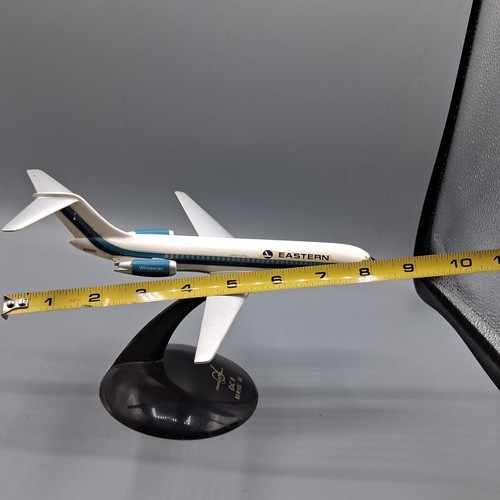 1:200 Gemini200 Eastern Douglas DC-9-30 aereo pressofuso N901E Whisperjet - Foto 8 di 11