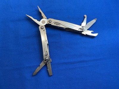 Leatherman Wingman Multi Tool Knife Pliers Camping Hunting Hiking 2022 Date Code