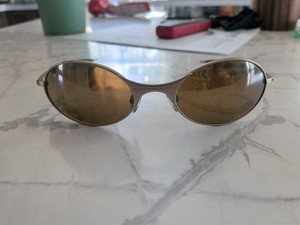 Oakley E Wire Titanium | eBay