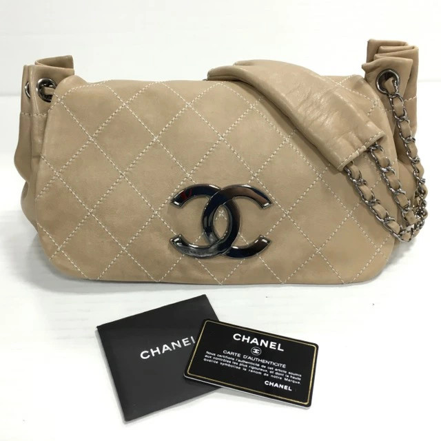 Chanel Wild Stitch Chain Shoulder Bag in Beige 9510828 Pre-Owned