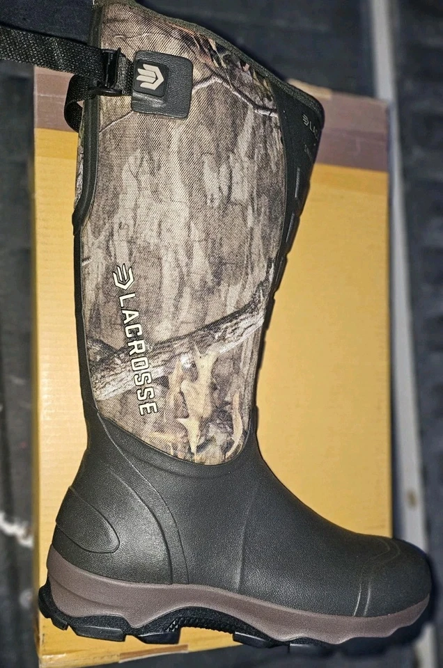LaCrosse 16" 4XAlpha Waterproof Snake Boots Mossy Oak Camo - Men's Size 11 - Image 2 of 4