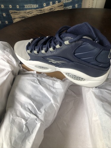 REEBOK Question Mid Georgetown Allen Iverson 10.5 FX0987 - Picture 6 of 11
