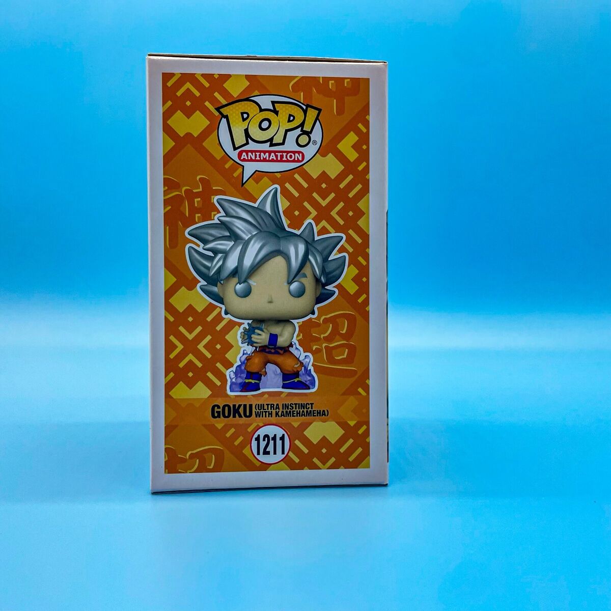 Goku Ultra Instinct Kamehameha Funko POP - 2022 NYCC Exclusive Con Sticker