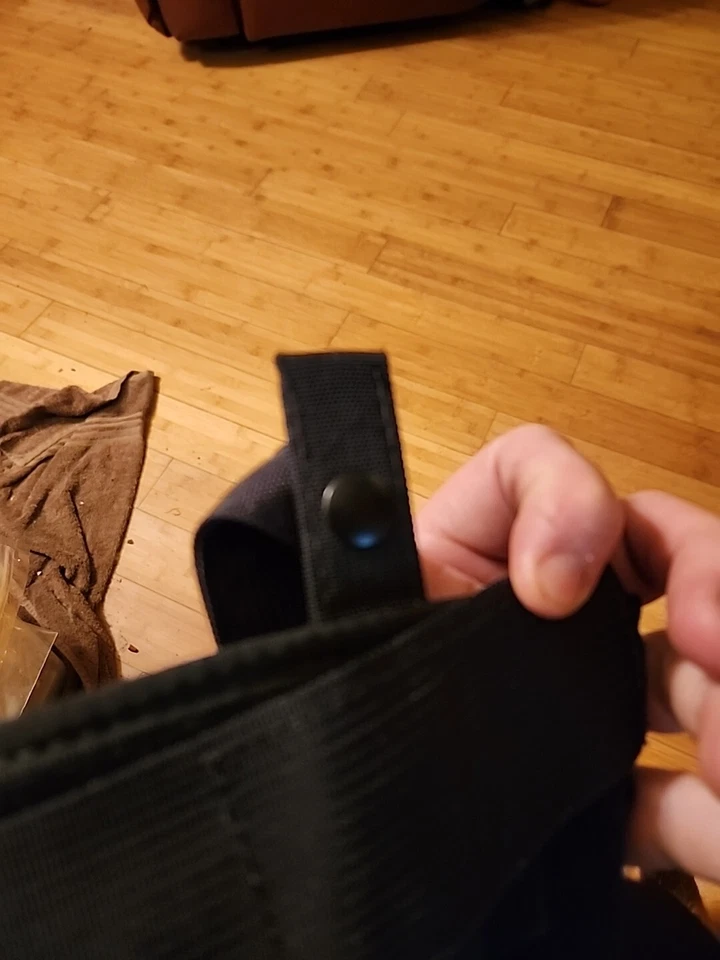 Uncle Mike’s Sidekick Ankle Holster Size 0 & Garter Complete - Image 4 of 4