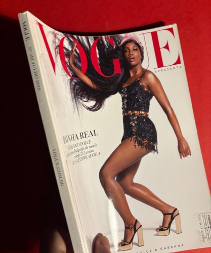 Vogue Brasil Magazine Juli July 2019 - Bild 2 von 7