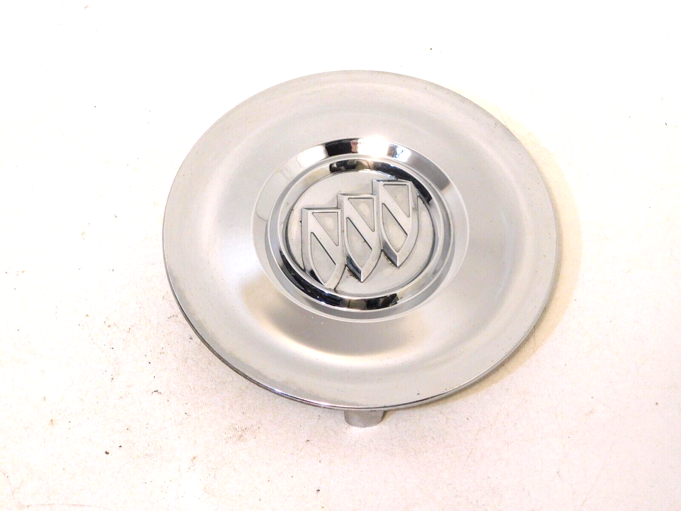 ONE NEW 2011-2017 Buick Enclave 9 Spoke Chrome Wheel Center Cap GM 9597721