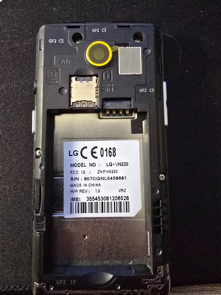 Teléfono Celular LG Exalt LTE 4G VN220 Verizon Básico Móvil Abatible para Personas Mayores 06734 Foto 2 de 4