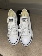 CONVERSE Women's Chuck Taylor All Star Lift Platform Canvas Low Top Sneakers 7