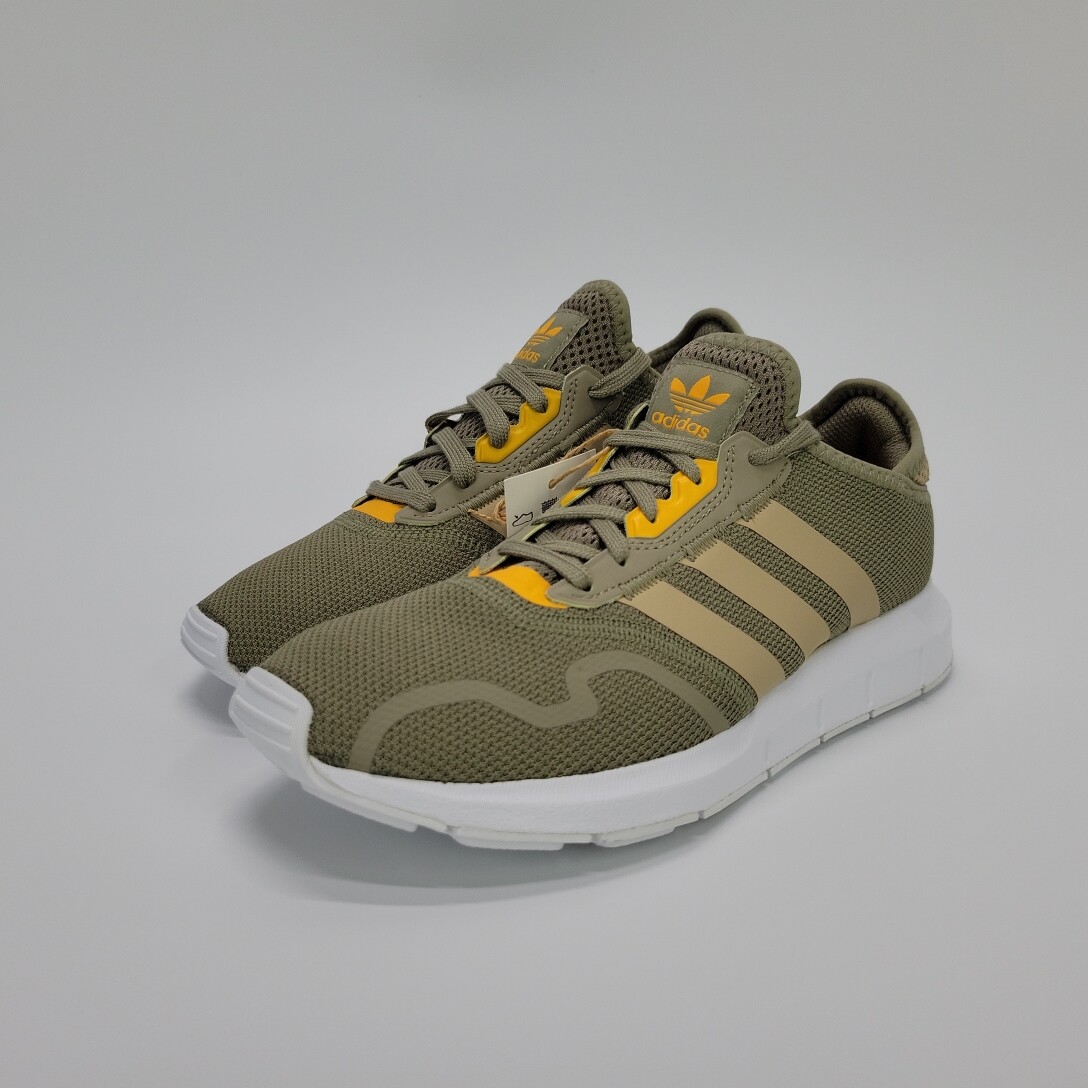 olive green swift run adidas