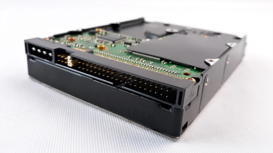 Quantum QMP20000AS-A Hard Drive - Image 3 of 3