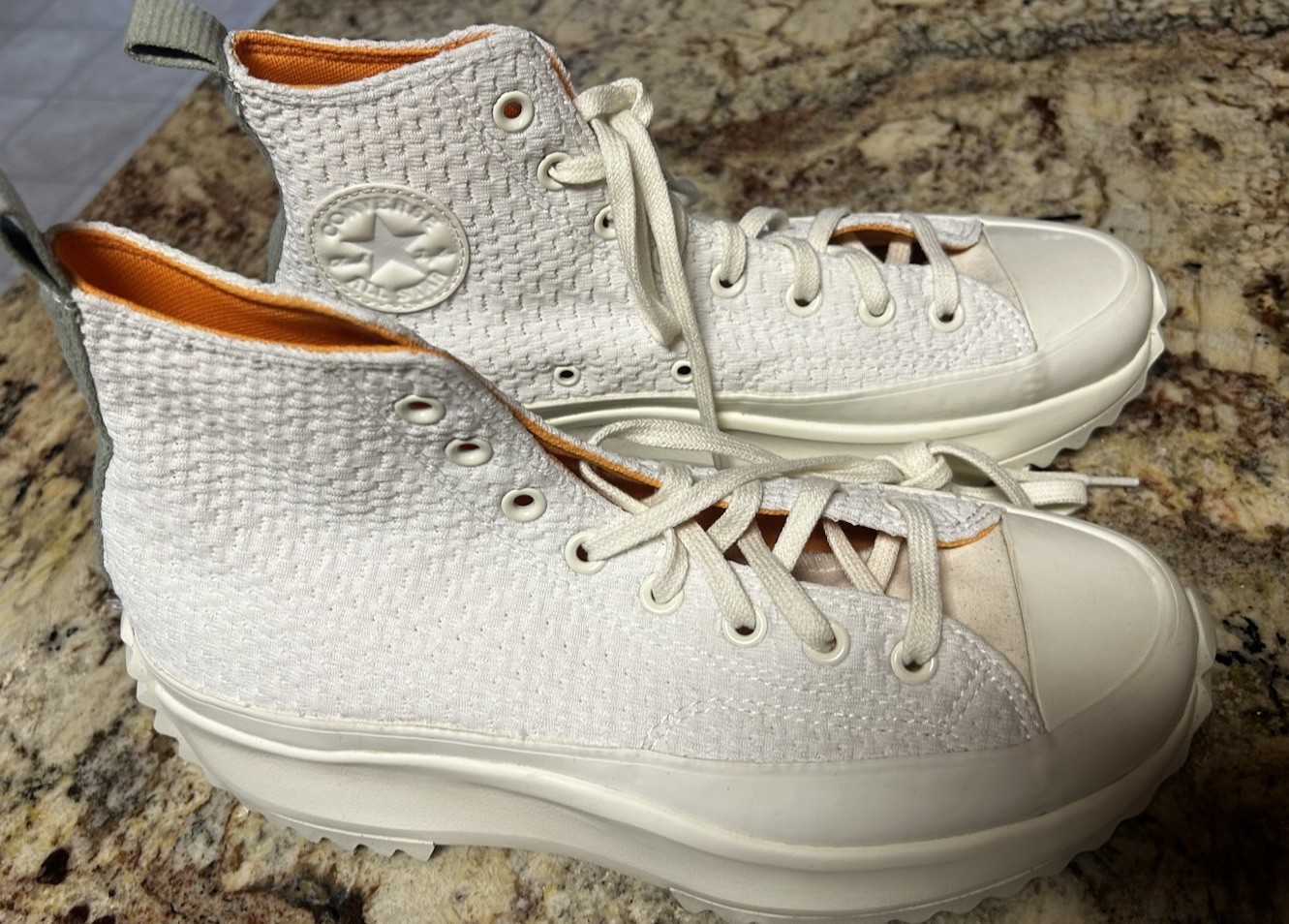 NEW Converse Chuck Taylor High Top Platform Unisex White Fabric Sneakers Men’s 9