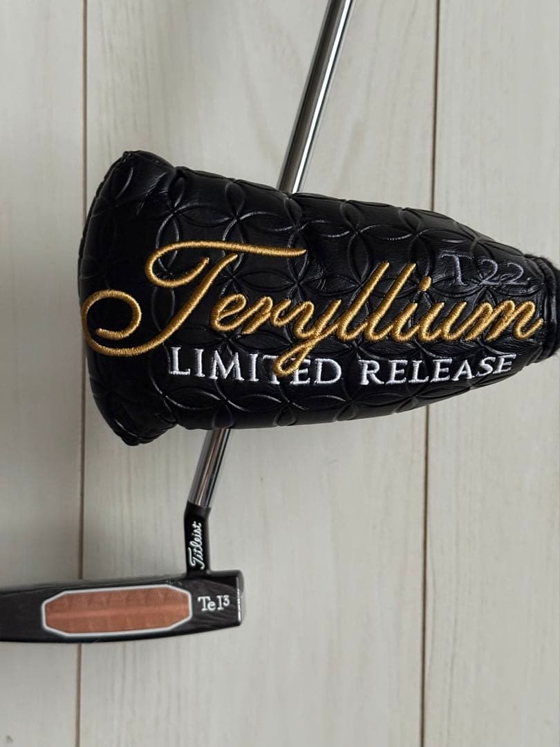 Scotty Cameron Teryllium T22 Fastback 1.5 Limited putter 34 inches