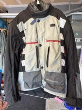 BMW Motorrad Rallye 2 Pro Adventure Jacket Size 52 *fussy front zipper*