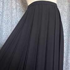 Women’s Vintage M&S St Michael Pleated Black Elegant Smart Skirt. Size UK 12/ 14