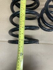 Aislador De Resorte Helicoidal Superior Trasero Para Jaguar XJ8 1998-2003 - KYB 31487HD