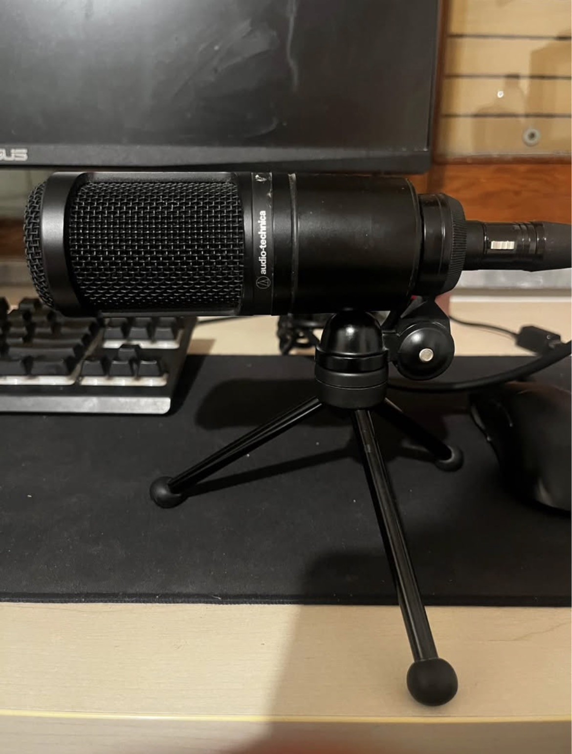 Audio-Technica AT2020 Cardioid Condenser Microphone (XLR Connection)